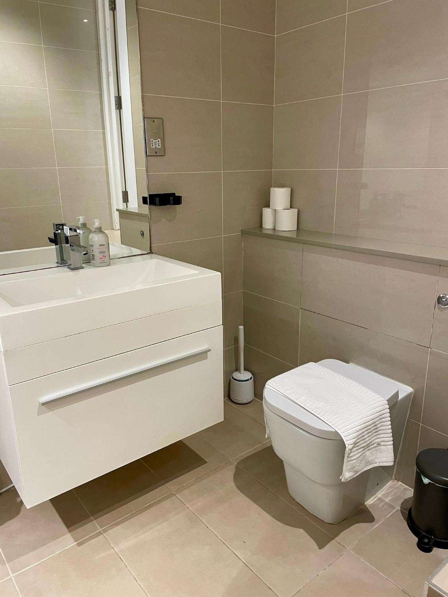 Central Cosy Studio Apartments Лондон Екстер'єр фото